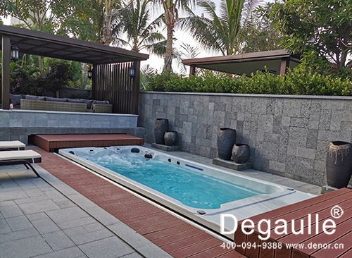 戴高乐无边际泳池