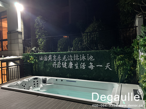 戴高乐无边际泳池